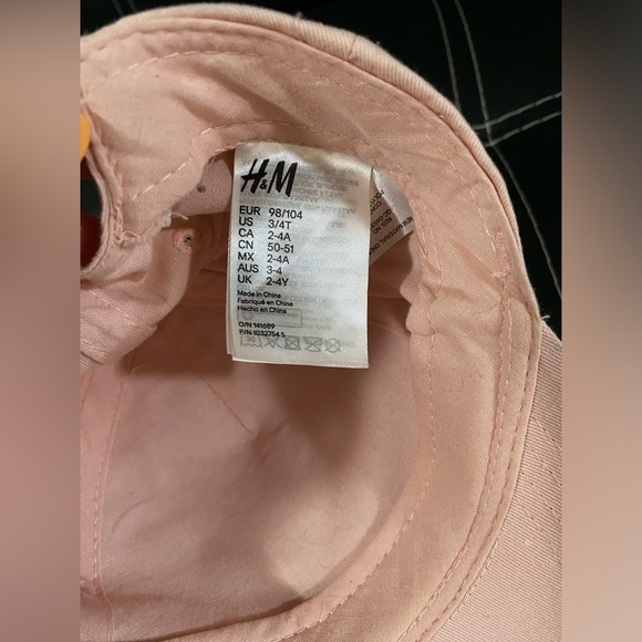 H&M toddler girl cotton hats - 2 pack - Picture 7 of 10
